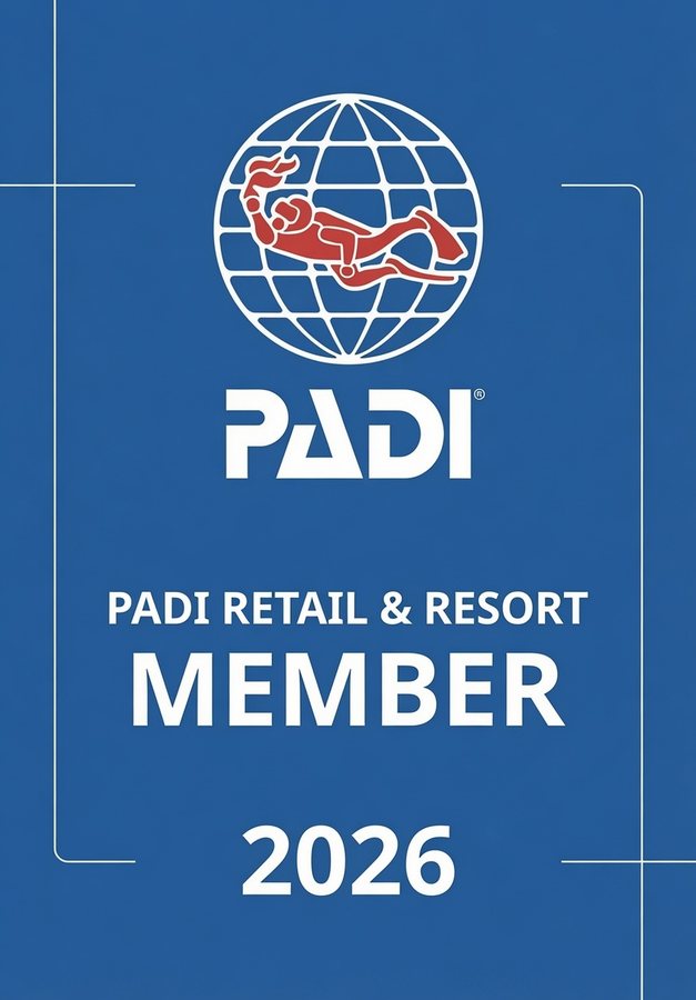 PADI Retail and Resort Member 2026 badge for Blueworld Dive Center
